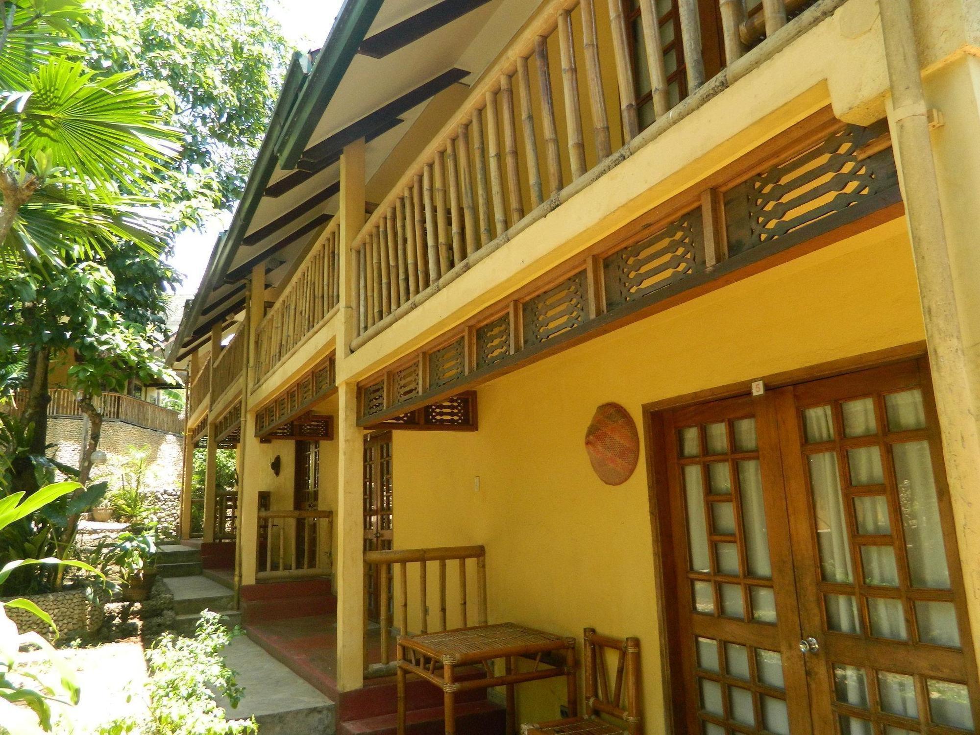 Sun Garden Hilltop Resort Manoc-Manoc Exterior photo