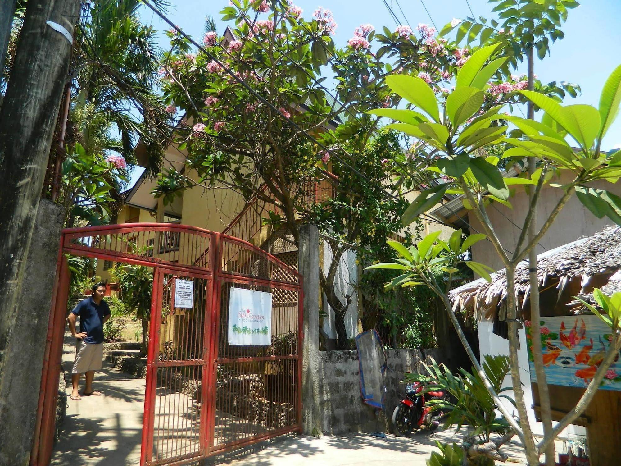 Sun Garden Hilltop Resort Manoc-Manoc Exterior photo